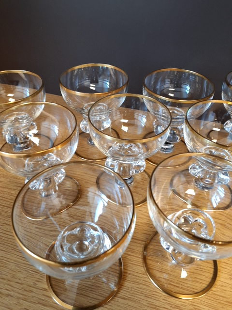 Likørglas med guldkant Gisselfeld